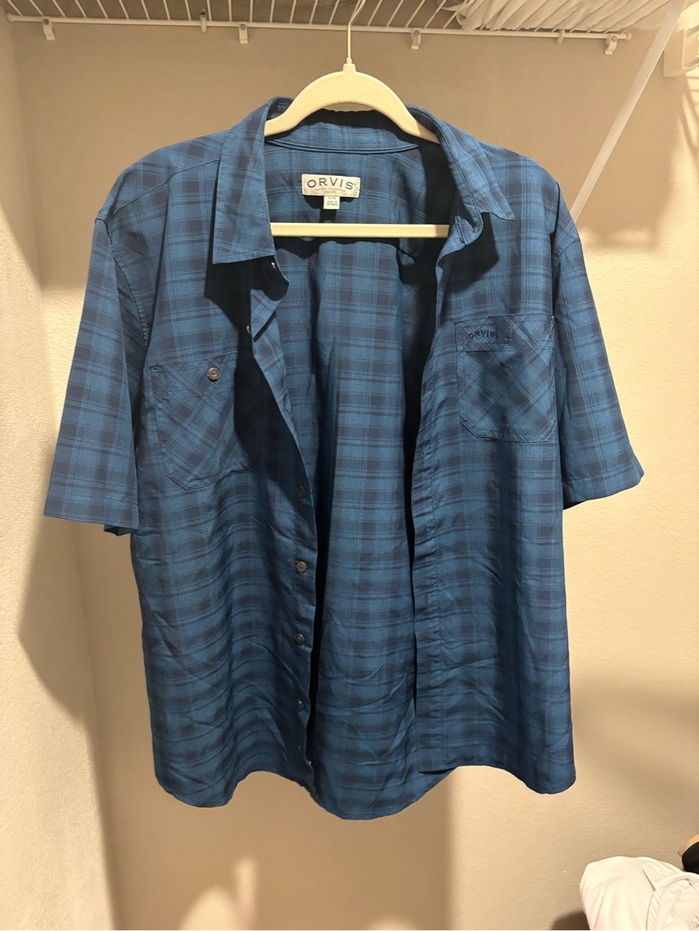 Orvis Men's Blue Plaid Short-Sleeve Button-Down Shirt - Lightweight